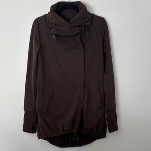 Lululemon MUDD Gratitude Wrap size 4